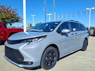 2025 Toyota Sienna