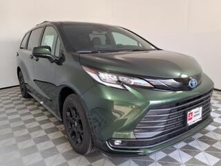 2025 Toyota Sienna for sale in Denton TX