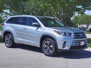 2019 Toyota Highlander Hybrid for sale in Grimes IA