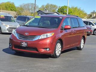 2015 Toyota Sienna for sale in Savoy IL