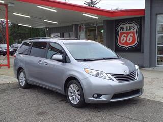 2011 Toyota Sienna