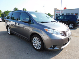 2015 Toyota Sienna for sale in Clarksville TN