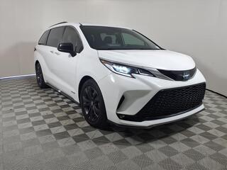 2021 Toyota Sienna for sale in Denton TX