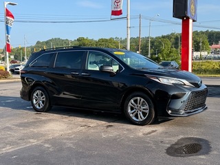 2022 Toyota Sienna