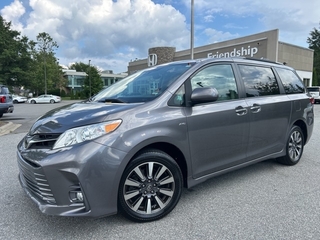 2020 Toyota Sienna