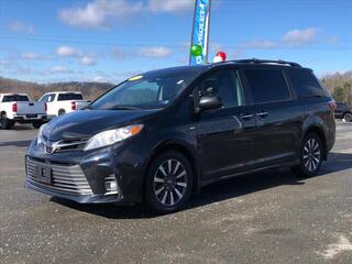 2018 Toyota Sienna for sale in Sanford ME