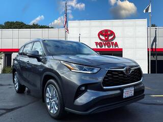 2022 Toyota Highlander for sale in Lexington MA