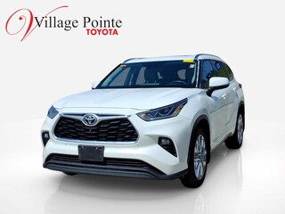 2021 Toyota Highlander for sale in Elkhorn NE