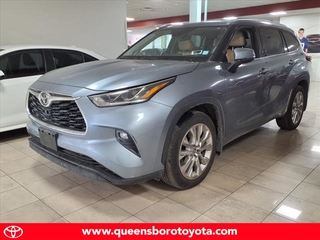 2020 Toyota Highlander for sale in Woodside NY