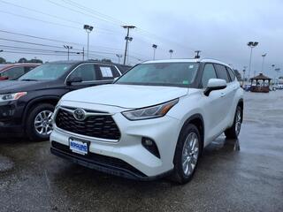 2022 Toyota Highlander for sale in Roanoke VA