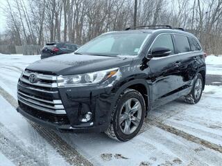 2019 Toyota Highlander for sale in Lansing MI