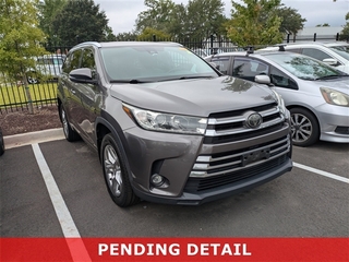 2019 Toyota Highlander for sale in Charleston SC