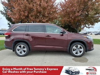 2017 Toyota Highlander for sale in Grimes IA