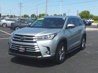 2017 Toyota Highlander for sale in Savoy IL