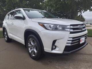 2019 Toyota Highlander for sale in Grimes IA