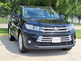 2018 Toyota Highlander for sale in Grimes IA