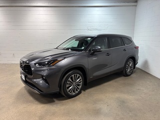 2021 Toyota Highlander Hybrid for sale in Glen Cove NY