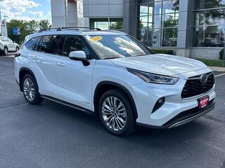 2026 Toyota Highlander Hybrid