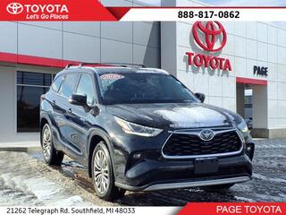 2020 Toyota Highlander Hybrid for sale in Southfield MI