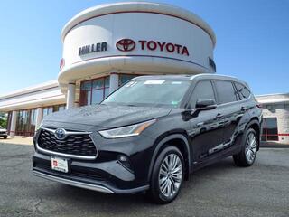 2021 Toyota Highlander Hybrid