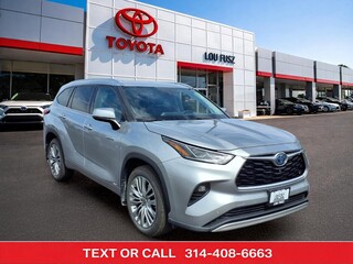 2021 Toyota Highlander Hybrid for sale in Kirkwood MO