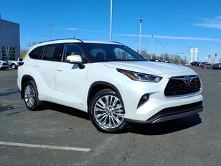 2026 Toyota Highlander Hybrid for sale in Danville VA