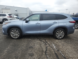 2022 Toyota Highlander Hybrid