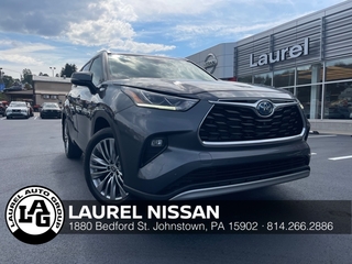 2021 Toyota Highlander Hybrid for sale in Johnstown PA