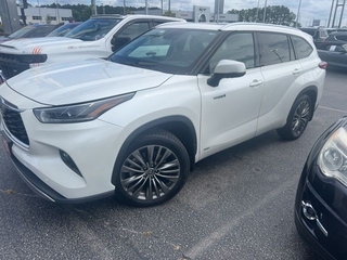 2021 Toyota Highlander Hybrid for sale in Greenville SC