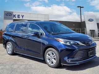 2023 Toyota Sienna