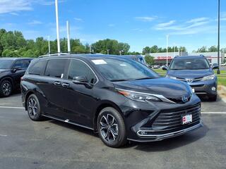 2025 Toyota Sienna