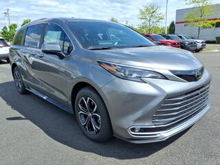 2026 Toyota Sienna for sale in Schaumburg IL