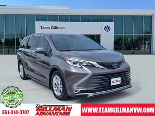 2022 Toyota Sienna