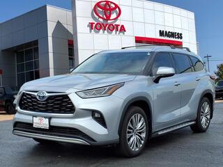 2022 Toyota Highlander Hybrid