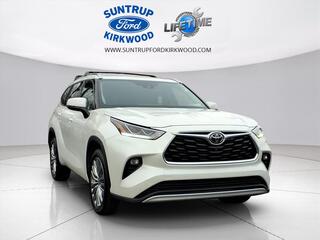 2020 Toyota Highlander for sale in Kirkwood MO