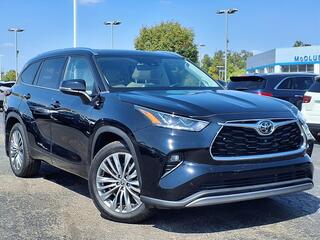 2022 Toyota Highlander for sale in Cincinnati OH