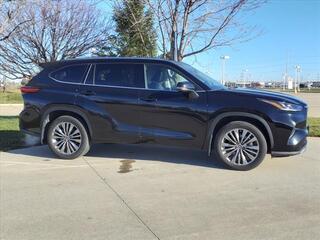 2021 Toyota Highlander for sale in Grimes IA