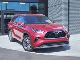 2022 Toyota Highlander for sale in Dayton OH