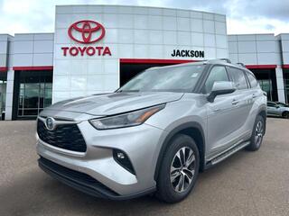 2021 Toyota Highlander Hybrid for sale in Jackson MS