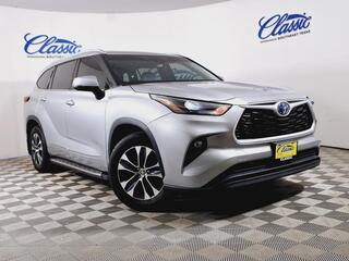 2022 Toyota Highlander Hybrid