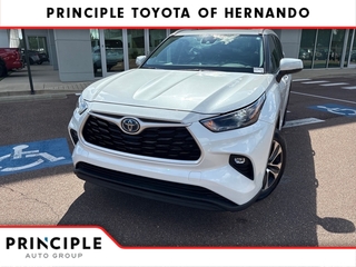 2022 Toyota Highlander Hybrid for sale in Hernando MS