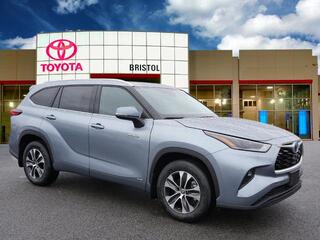 2021 Toyota Highlander Hybrid for sale in Swansea MA