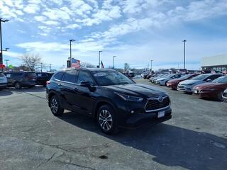 2022 Toyota Highlander Hybrid for sale in Bourbonnais IL