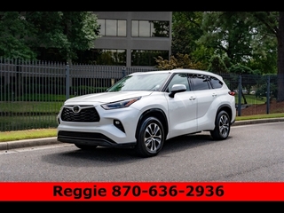 2021 Toyota Highlander for sale in Memphis TN