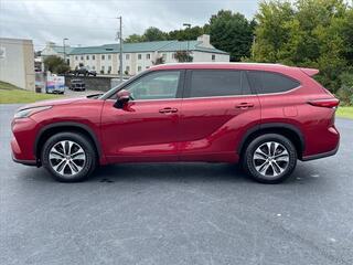 2022 Toyota Highlander for sale in Morristown TN