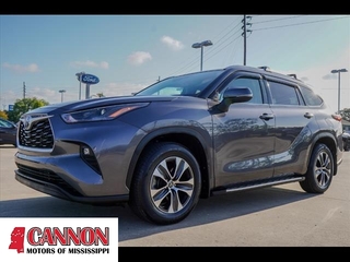 2022 Toyota Highlander for sale in Orange TX