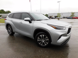 2021 Toyota Highlander for sale in Clarksville TN