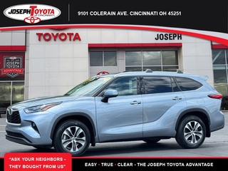 2022 Toyota Highlander for sale in Cincinnati OH