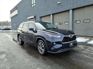 2022 Toyota Highlander for sale in Little Falls NJ
