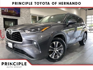 2021 Toyota Highlander for sale in Hernando MS